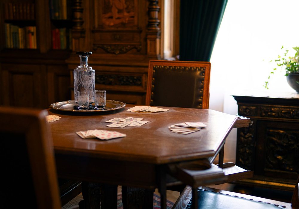 The Pilot's Table — six seats, booked ahead